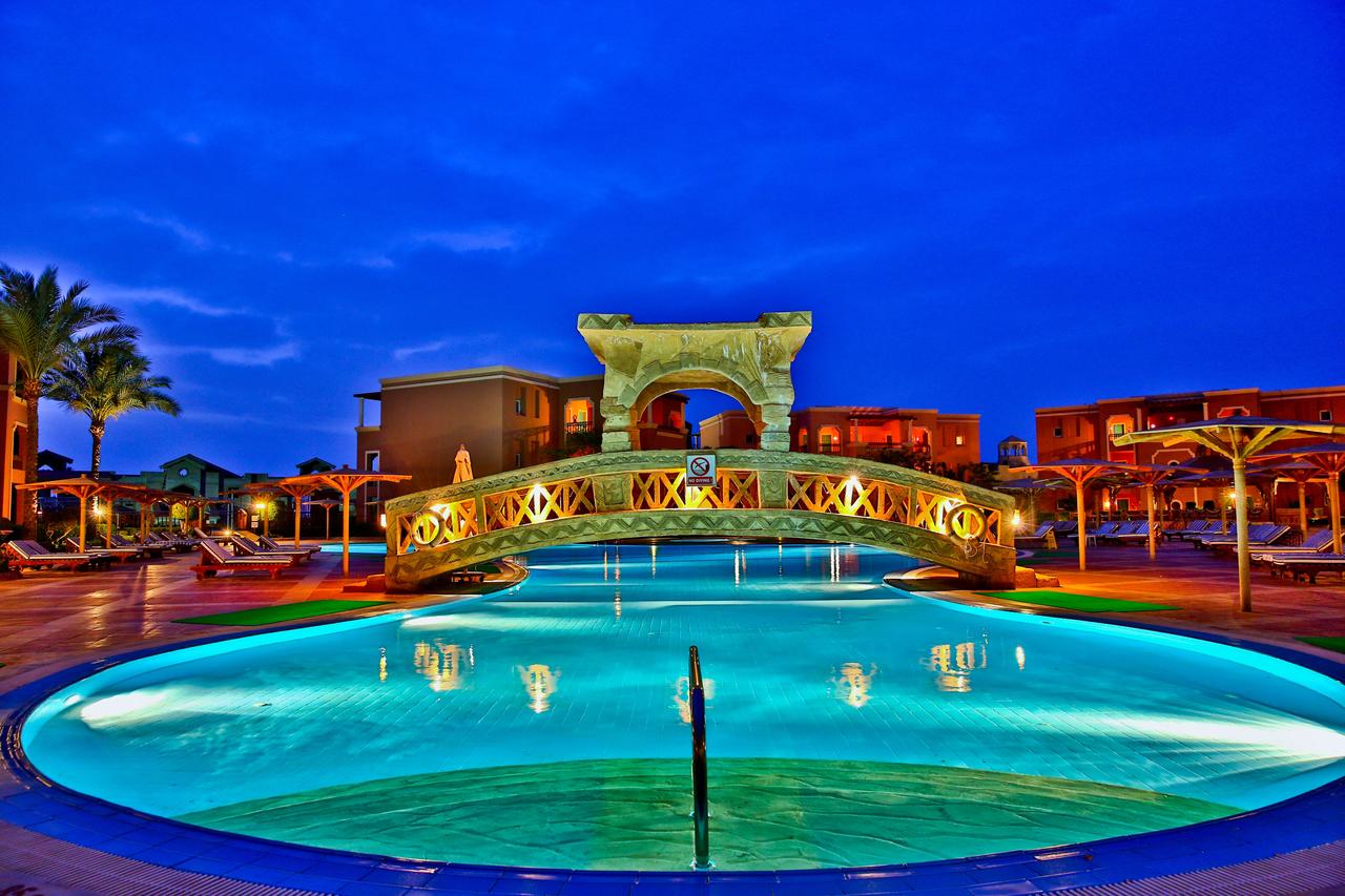 Charmillion Club Aquapark