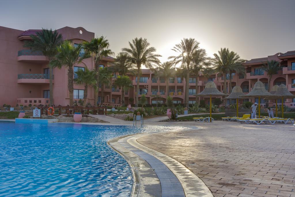 Parrotel Aqua Park 